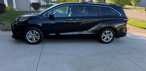 Toyota Sienna 2023