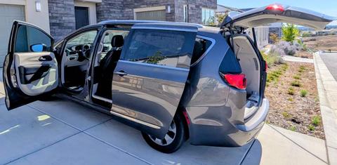Chrysler Pacifica 2018
