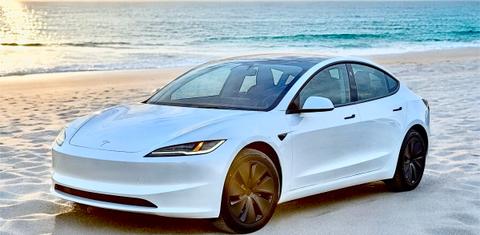 Tesla Model 3 2024