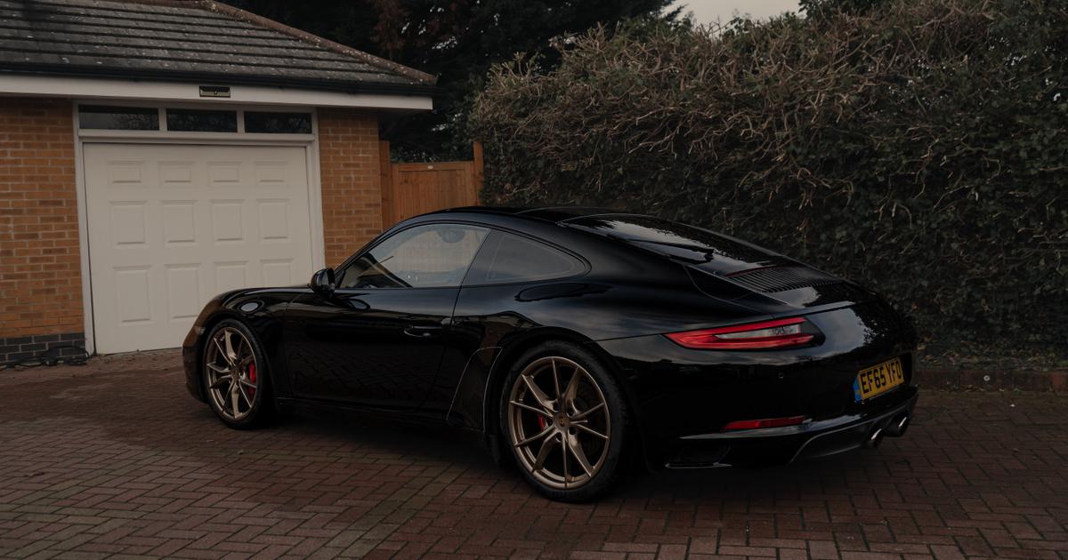 Porsche 911 2015 rental in Stortford, ENGLAND by Tito B. Turo