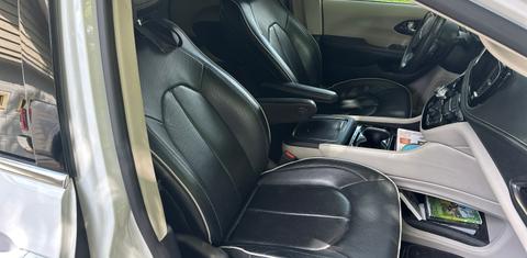 Chrysler Pacifica 2022