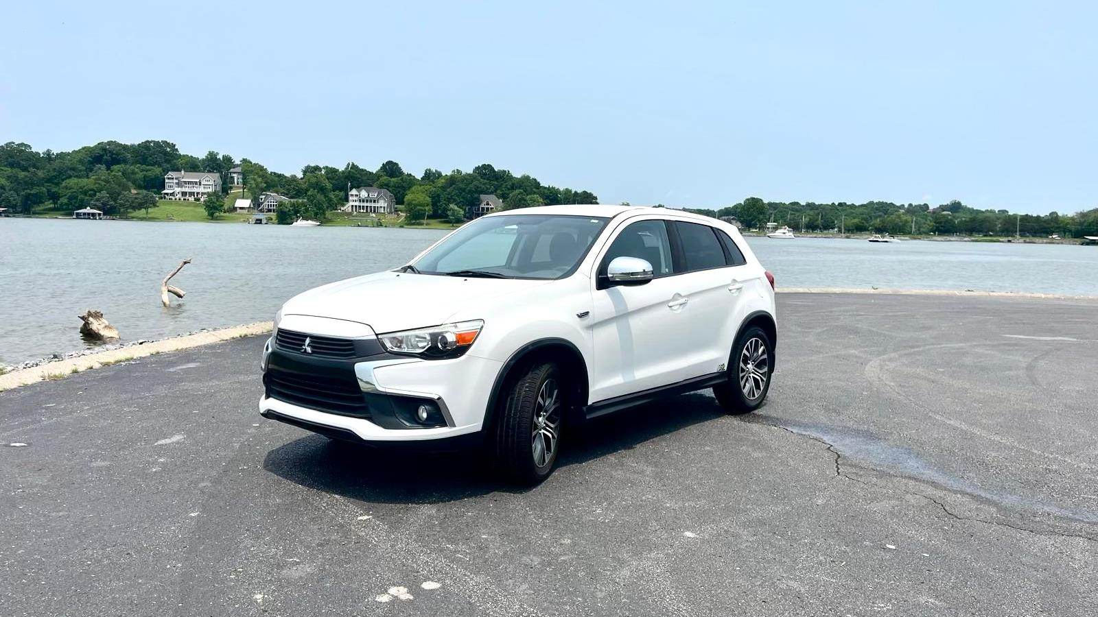 Mitsubishi Outlander Sport 2017 in 
