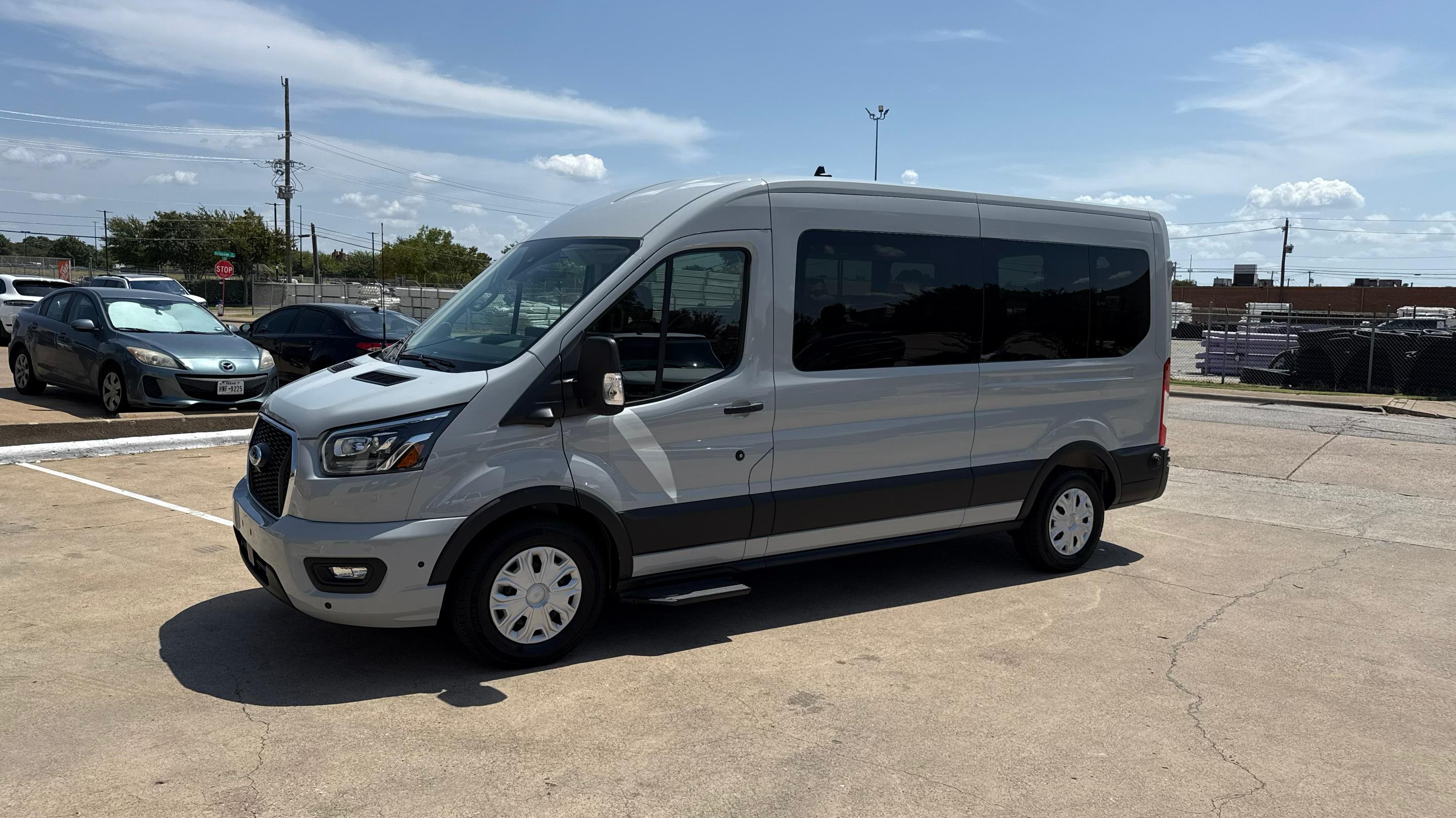 Ford Transit 2025 in Dallas, TX