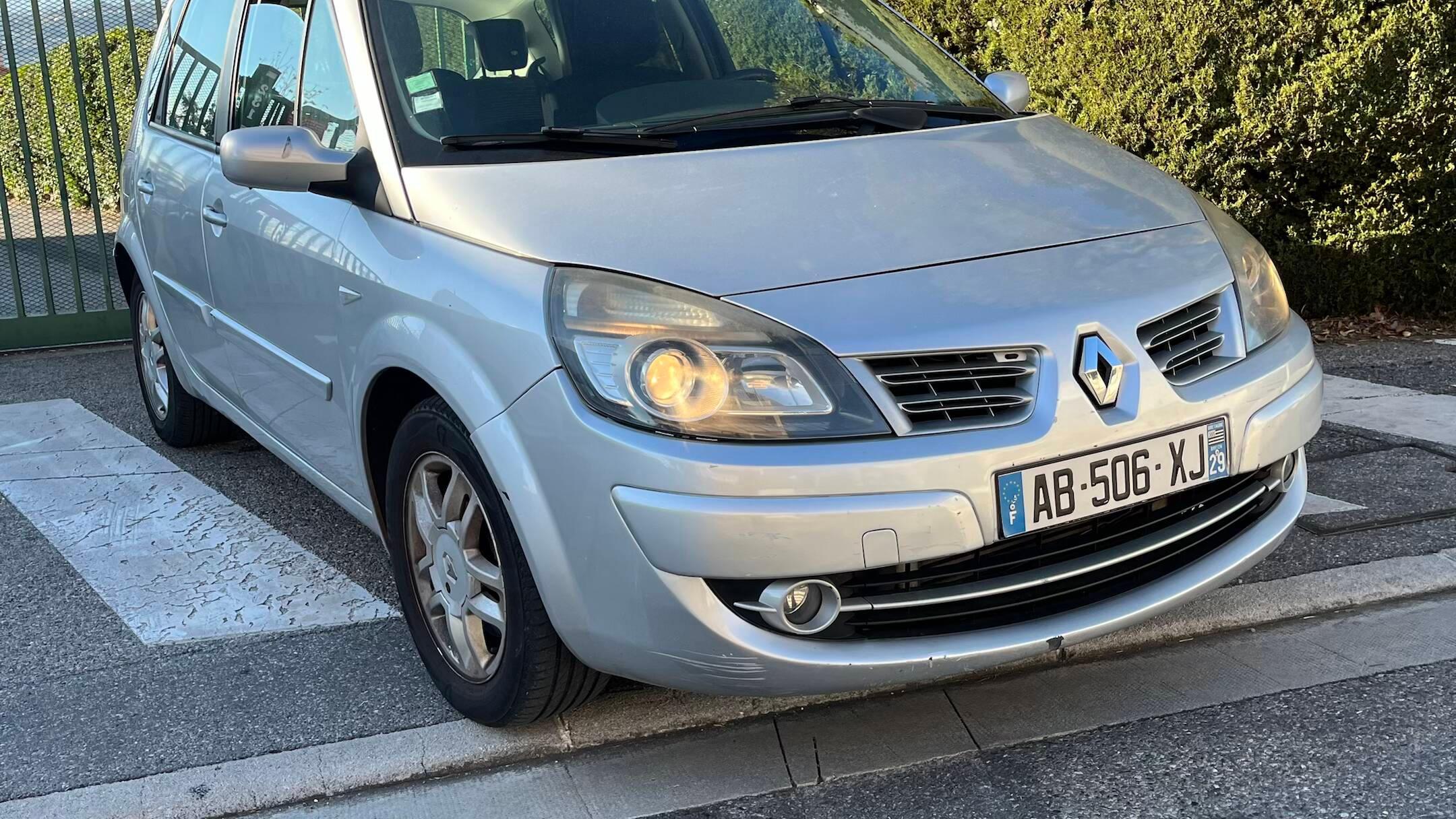 Renault SCENIC II 2009 à Nice
