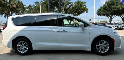 Chrysler Pacifica 2022