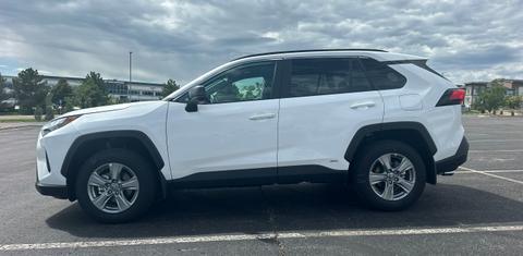 Toyota RAV4 Hybrid 2024