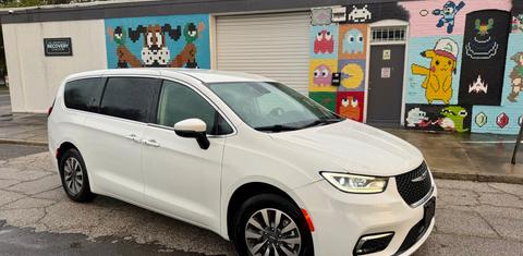 Chrysler Pacifica 2023