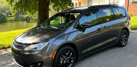 Chrysler Pacifica 2020