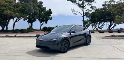 Tesla Model Y 2026
