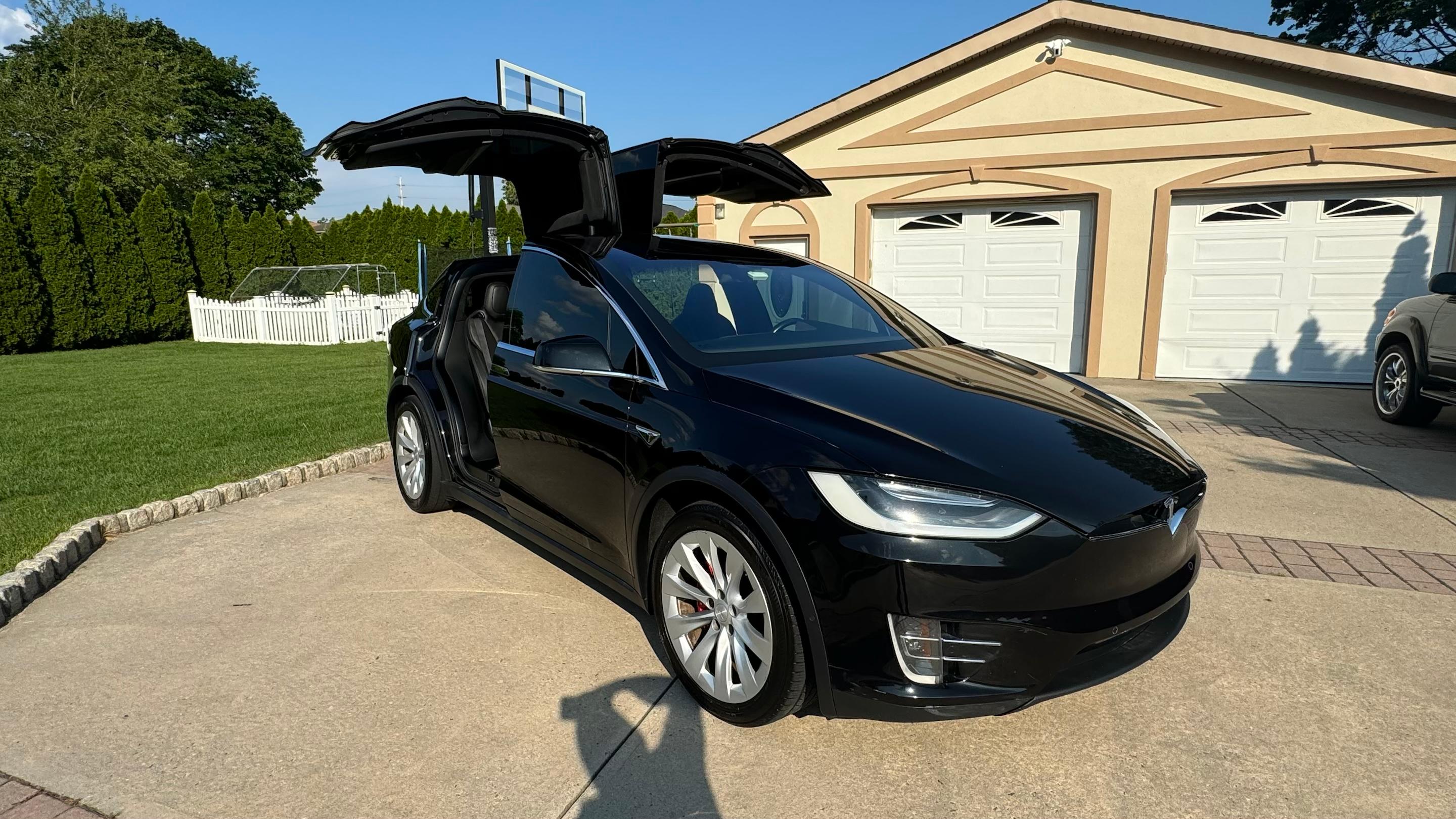 Tesla Model X 2016 in 