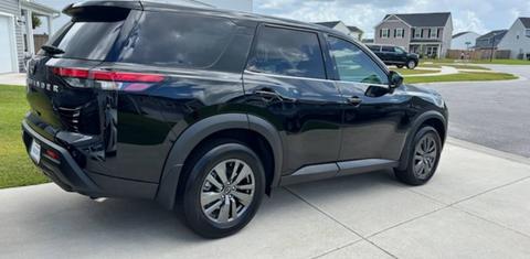 Nissan Pathfinder 2025