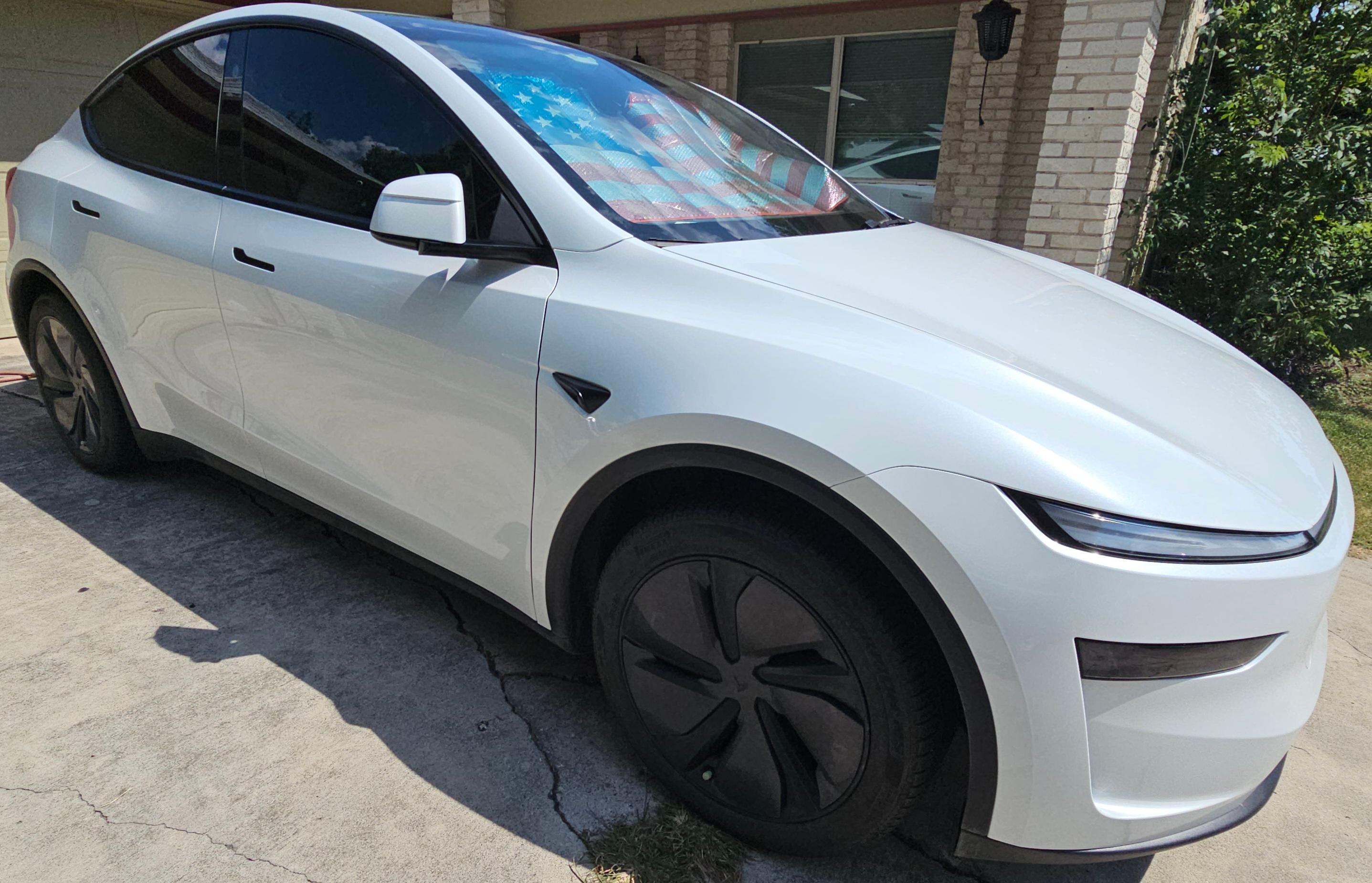 Tesla Model Y 2026 in San Antonio, TX