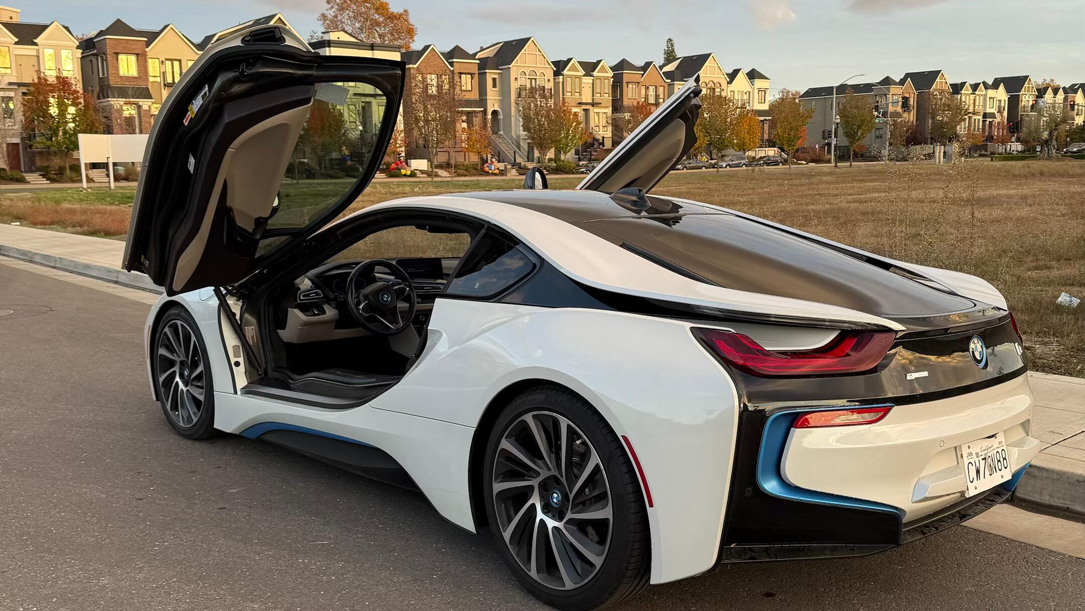 BMW i8 2016 in Sacramento, CA