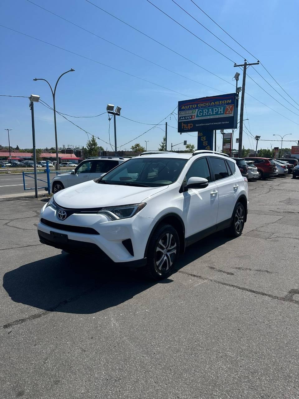 Toyota RAV4 2016 à 
