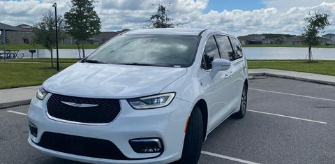 Chrysler Pacifica 2022