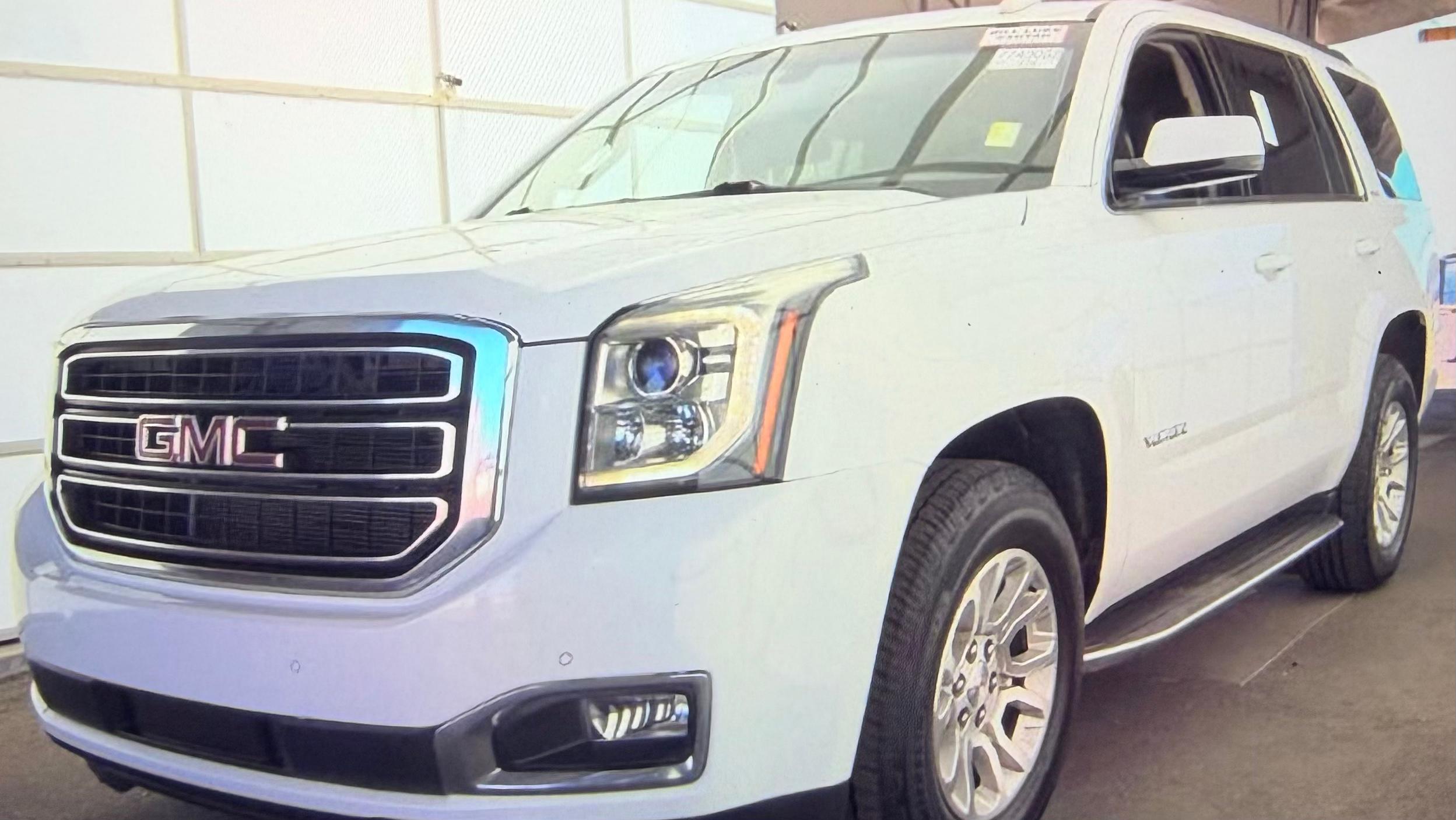 GMC Yukon 2016 in 