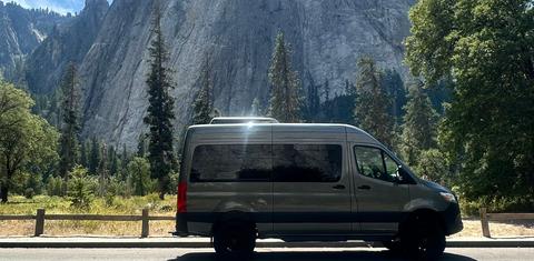 Mercedes-Benz Sprinter 2025