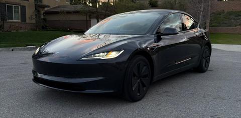 Tesla Model 3 2025