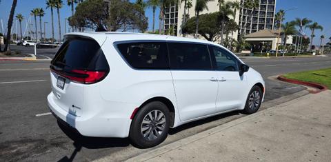 Chrysler Pacifica 2025