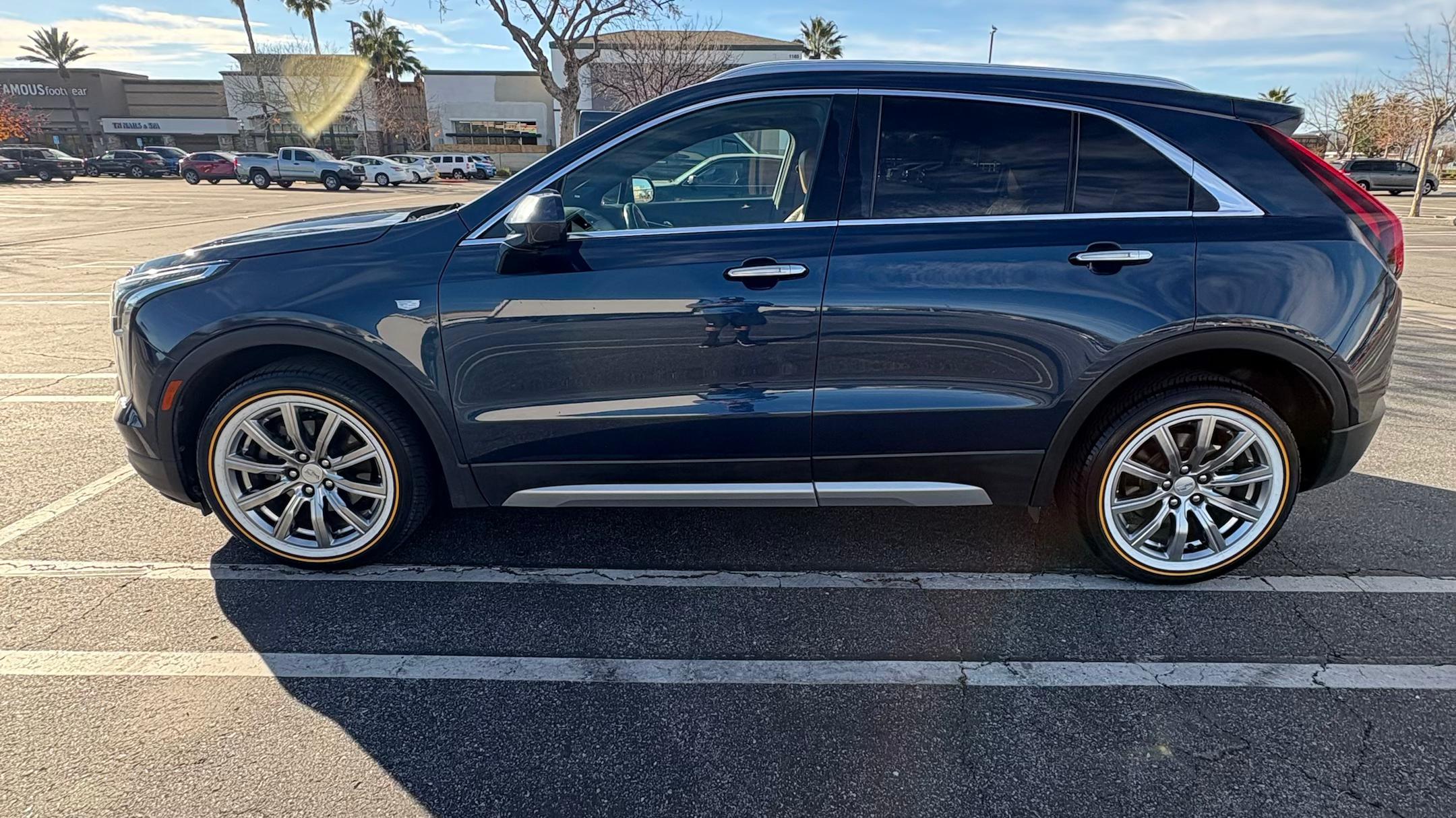Cadillac XT4 2019 in 