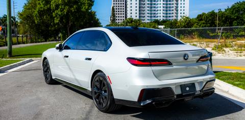 BMW 7 Series 2024