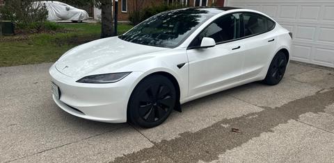 Tesla Model 3 2025