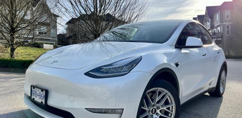 Tesla Model Y 2022