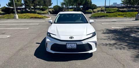 Toyota Camry Hybrid 2026