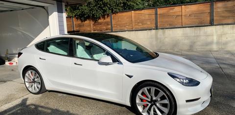 Tesla Model 3 2019
