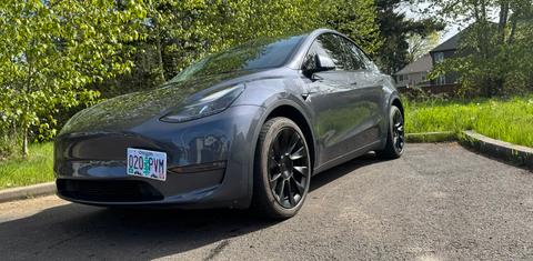 Tesla Model Y 2023