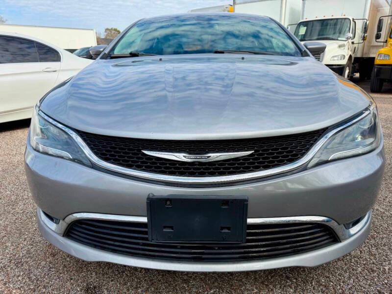 Chrysler 200 2016 in Houston, TX