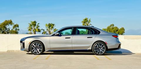 BMW 7 Series 2024