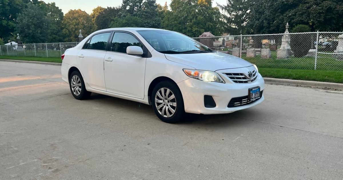 Toyota Corolla 2013 rental in Skokie, IL by Shaz K. Turo