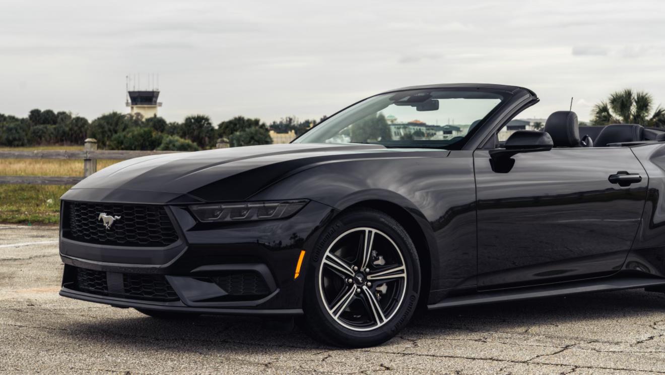 Ford Mustang 2025 in Windermere, FL