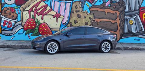 Tesla Model 3 2023