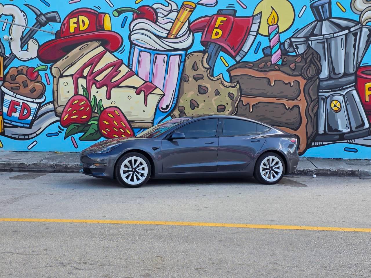 Tesla Model 3 2023 in Miami Gardens, FL