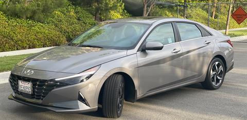 Hyundai Elantra 2023