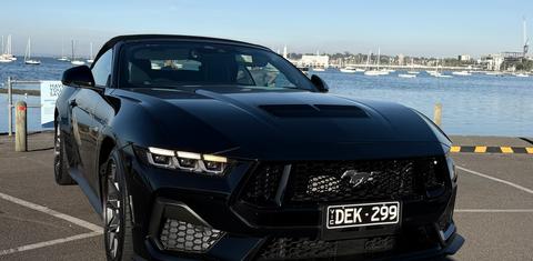 Ford MUSTANG 2024