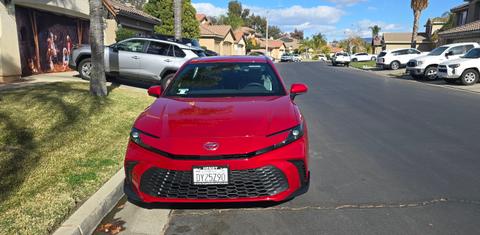 Toyota Camry Hybrid 2025