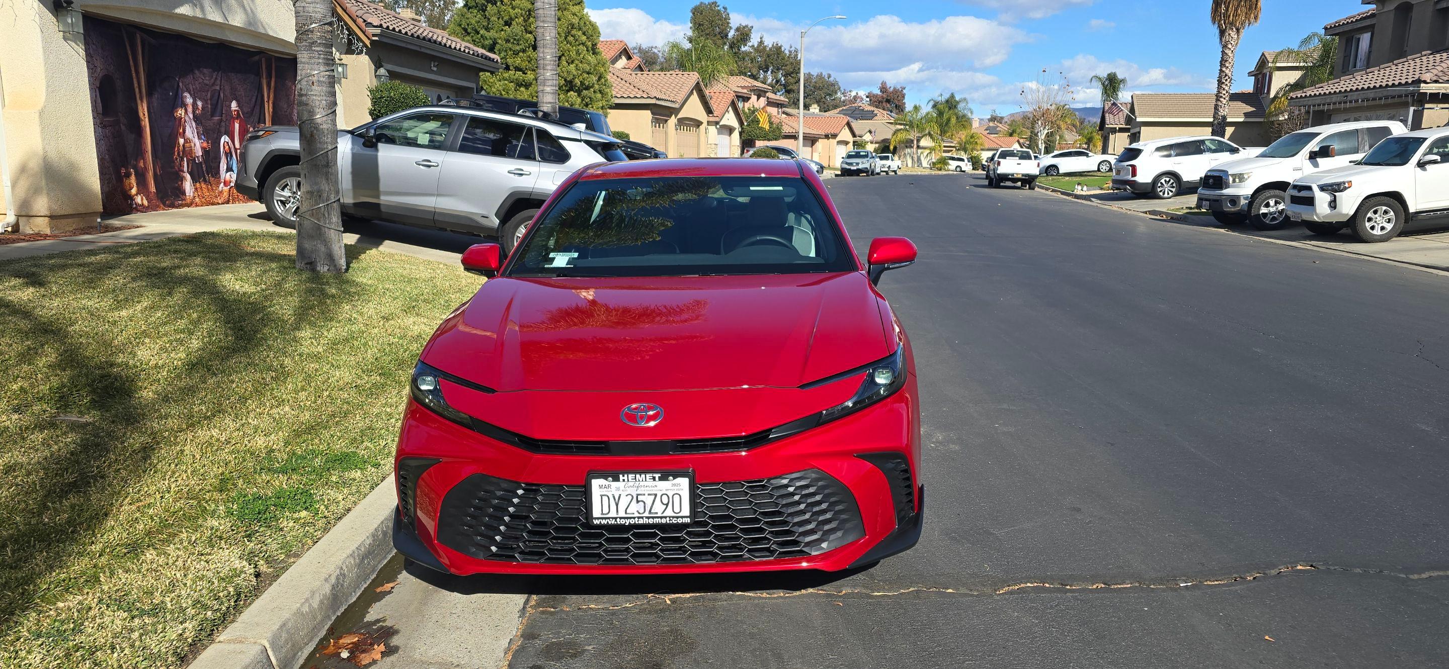 Toyota Camry Hybrid 2025 in 
