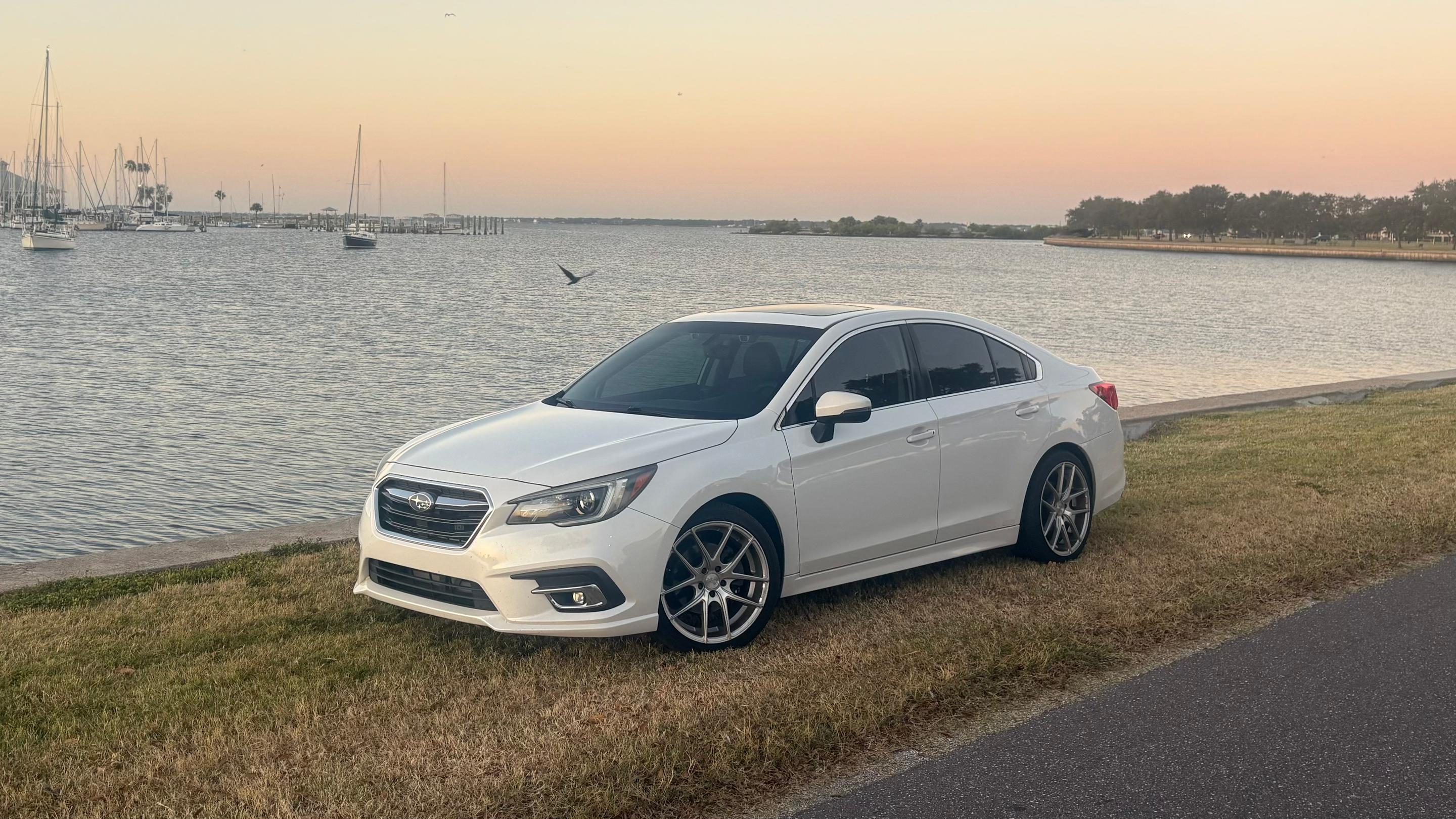Subaru Legacy 2018 in Tampa, FL