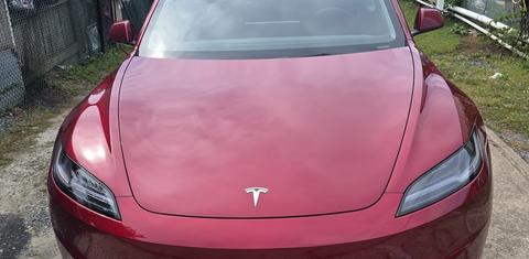 Tesla Model 3 2025