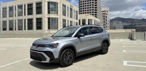 Volkswagen Taos 2025