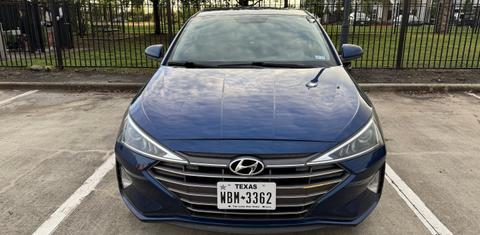 Hyundai Elantra 2019