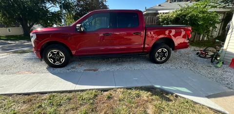 Ford F-150 Lightning 2023
