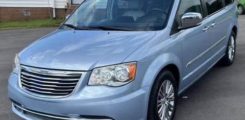 Chrysler Town & Country 2013