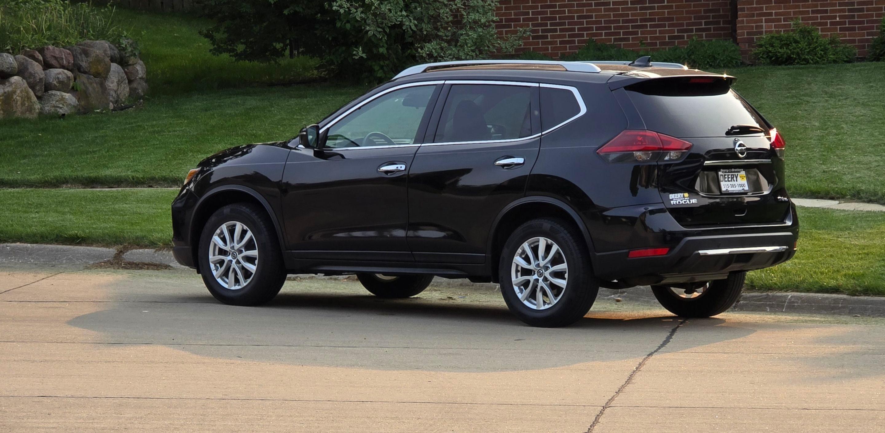 Nissan Rogue 2020 in Des Moines, IA