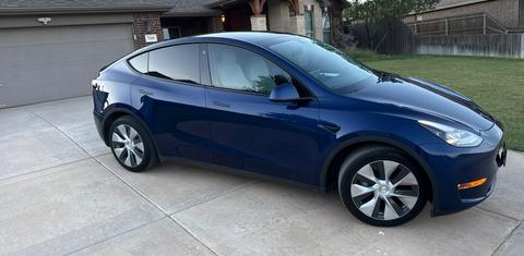 Tesla Model Y 2023
