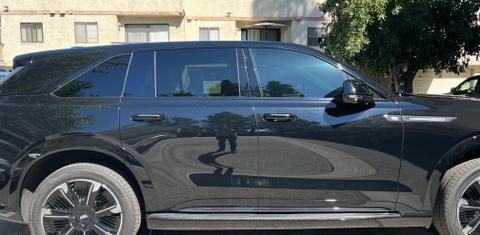 Cadillac Escalade IQ 2025
