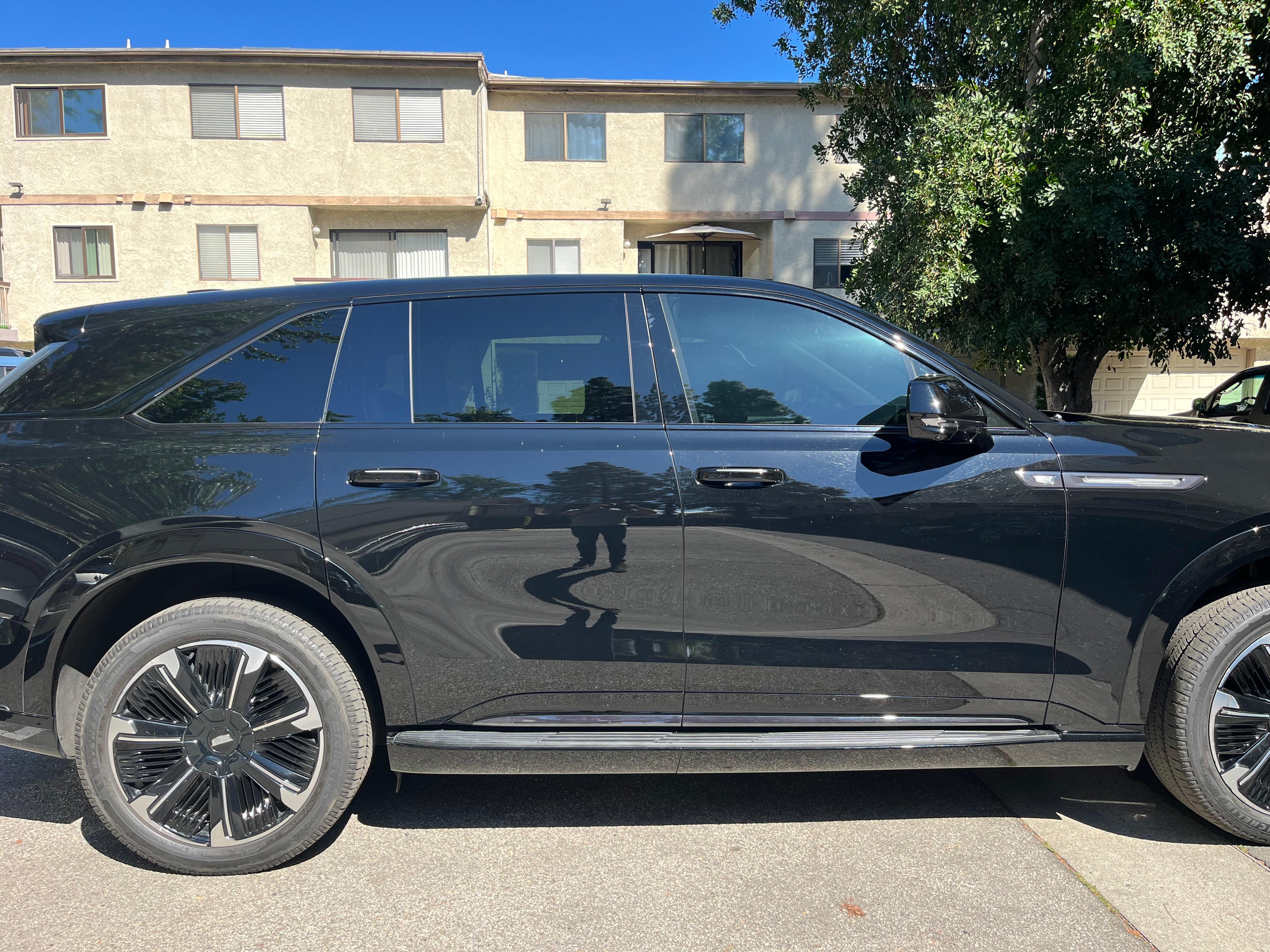 Cadillac Escalade IQ 2025 in 